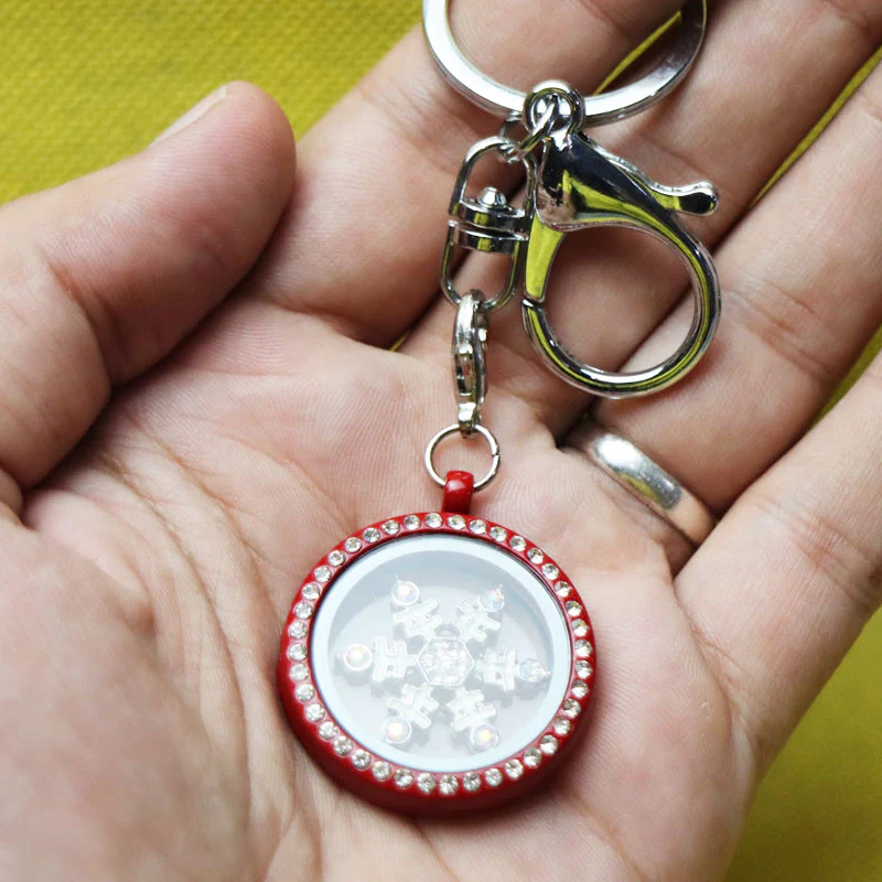 Add a Personal Touch to Your Ride: Tailor-made Keychains for Car Lovers